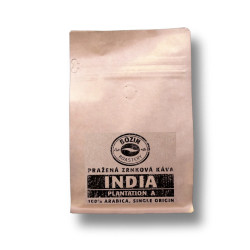 INDIA PLANTATION A – PRAŽENÁ ZRNKOVÁ KÁVA
